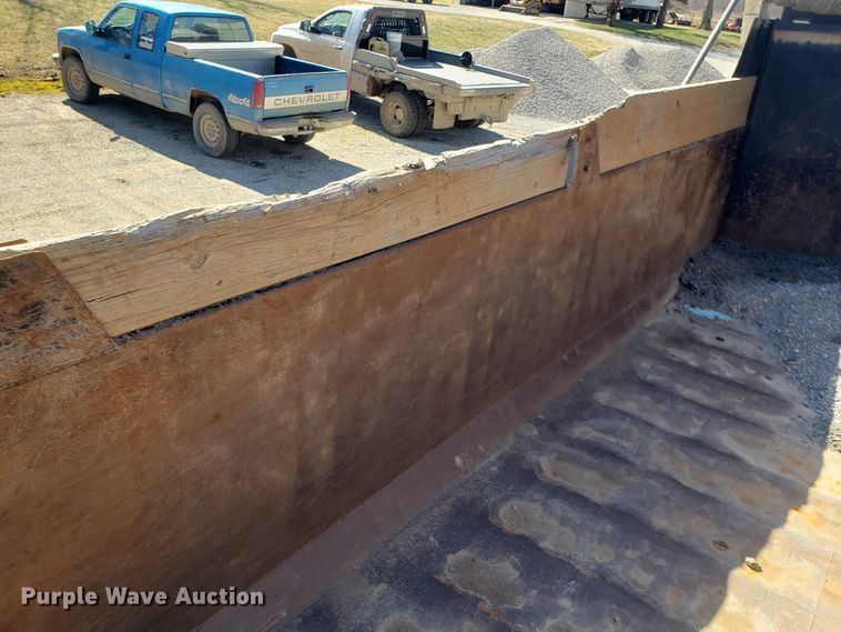 image for item EZ9112 1992 Freightliner FLD120 dump truck