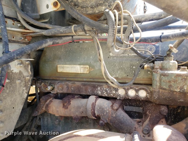 image for item EZ9112 1992 Freightliner FLD120 dump truck