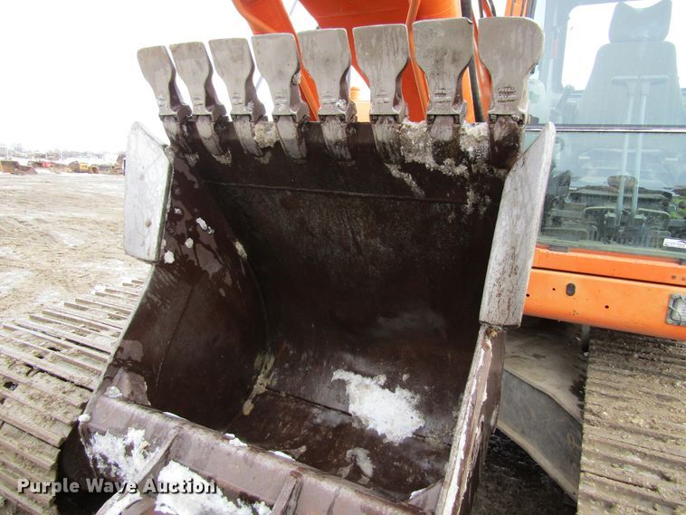 image for item FD9375 2008 Doosan DX255LC excavator