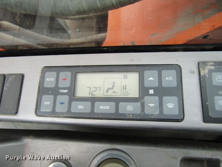 image for item FD9375 2008 Doosan DX255LC excavator