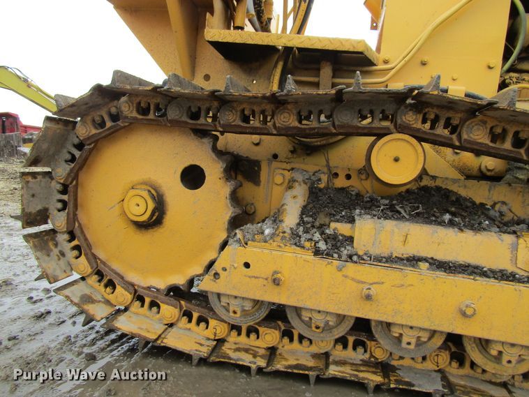 image for item FD9377 1970 Case 350 dozer