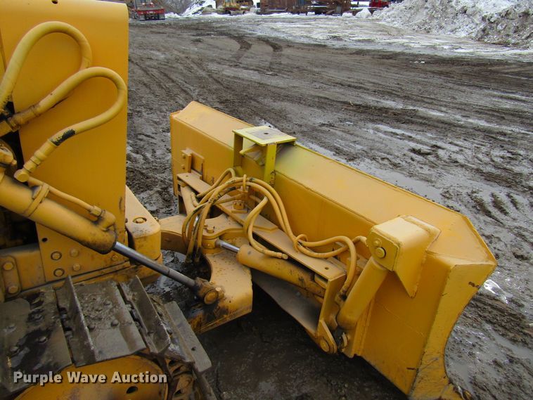 image for item FD9377 1970 Case 350 dozer