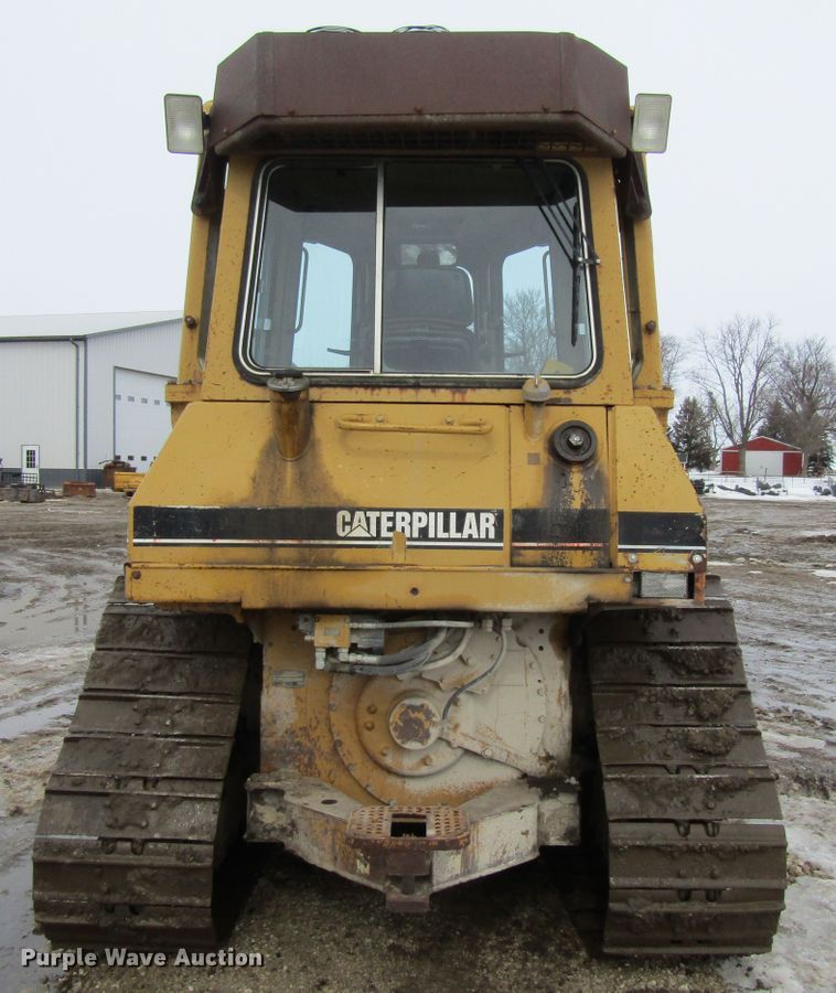 image for item FD9379 1995 Caterpillar D4H XL dozer