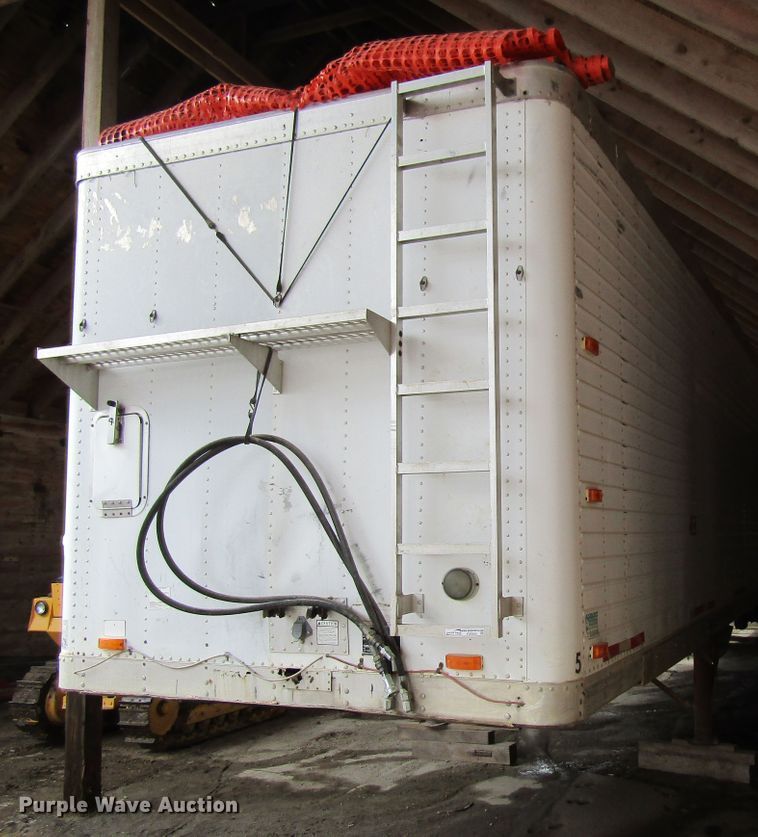 image for item FD9380 1995 Timpte live bottom trailer