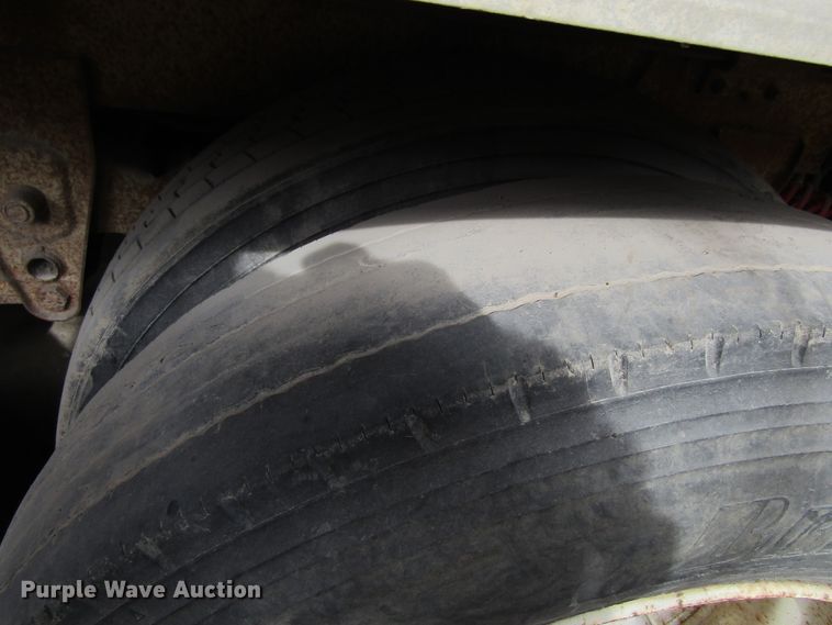 image for item FD9380 1995 Timpte live bottom trailer