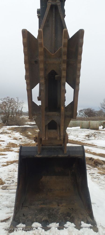 image for item FR9509 2007 John Deere 350D LC excavator