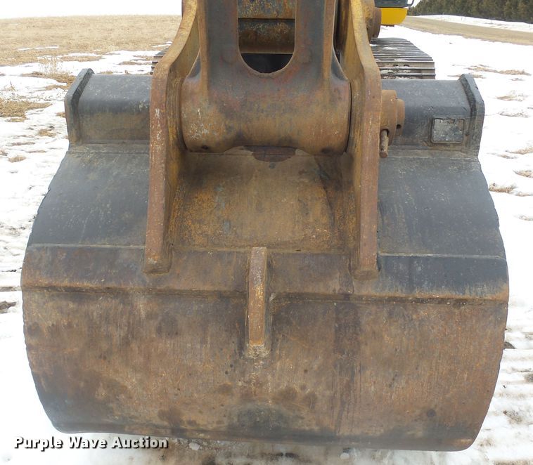 image for item FR9509 2007 John Deere 350D LC excavator