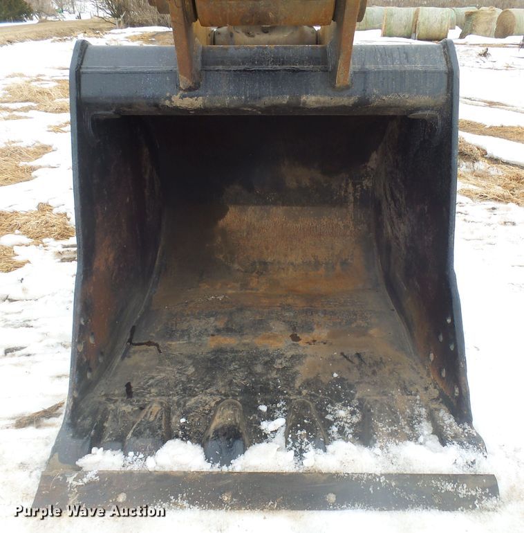 image for item FR9509 2007 John Deere 350D LC excavator