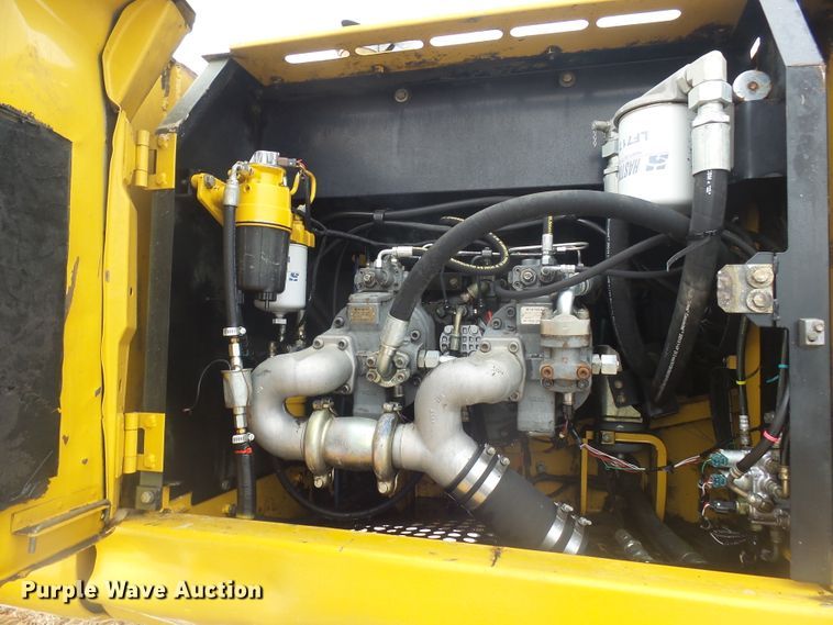 image for item FR9509 2007 John Deere 350D LC excavator