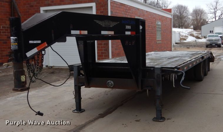 image for item FU9173 2003 H&H equipment trailer