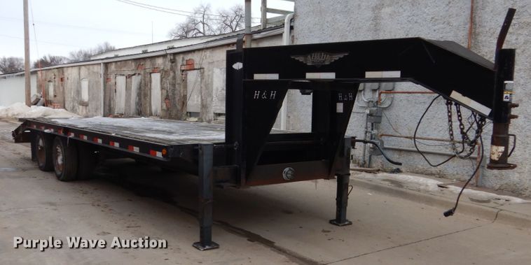image for item FU9173 2003 H&H equipment trailer