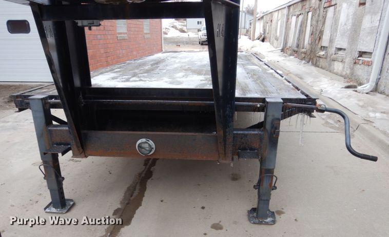 image for item FU9173 2003 H&H equipment trailer