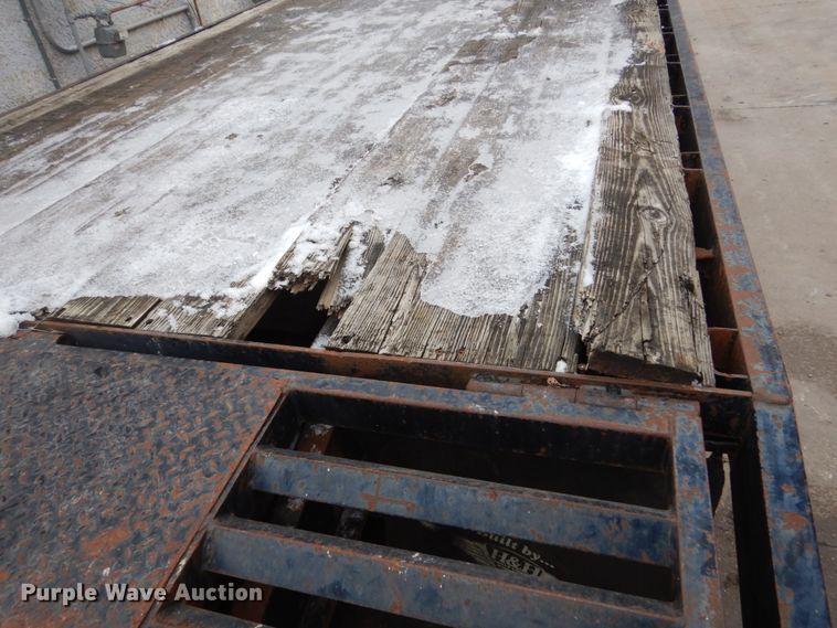 image for item FU9173 2003 H&H equipment trailer