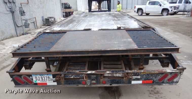 image for item FU9173 2003 H&H equipment trailer