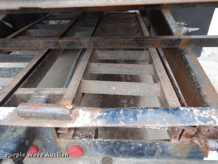 image for item FU9173 2003 H&H equipment trailer