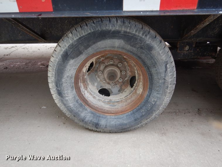 image for item FU9173 2003 H&H equipment trailer