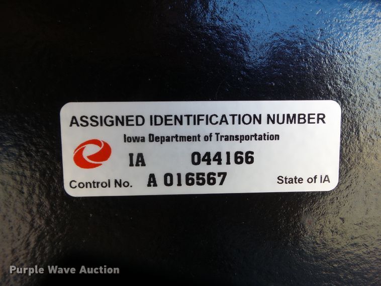 image for item FU9173 2003 H&H equipment trailer