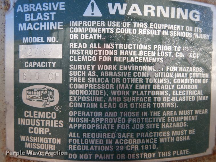 image for item FY9084 2012 Clemco 2452 sand blaster