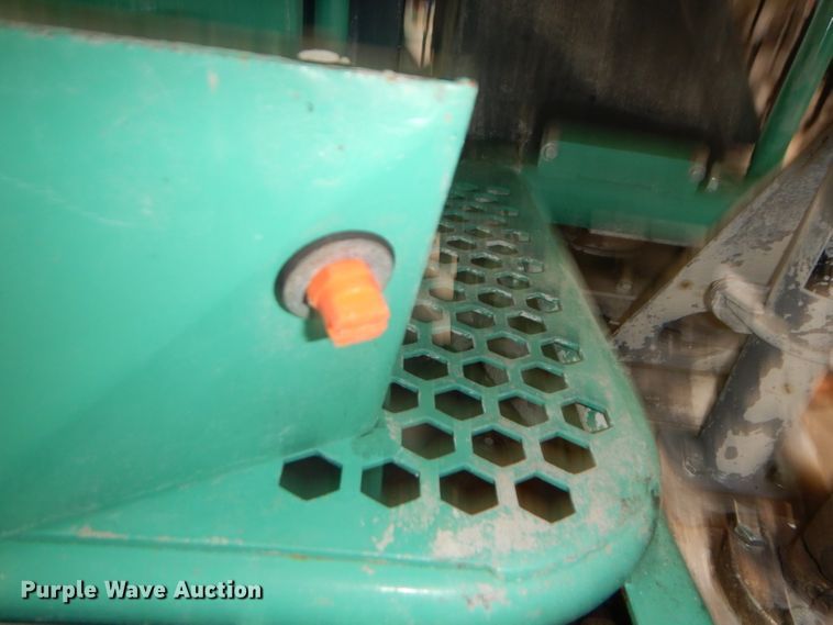 image for item FY9105 2013 Whiteman HHN34TVDTCSL5 power trowel