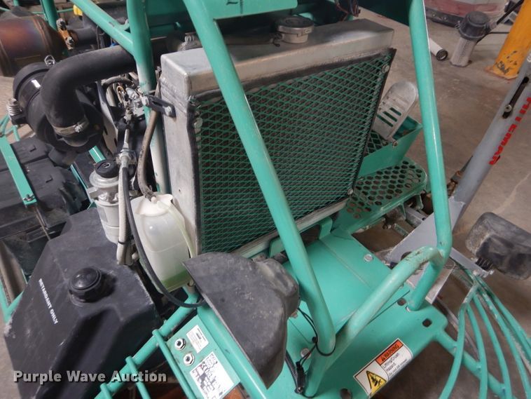 image for item FY9105 2013 Whiteman HHN34TVDTCSL5 power trowel