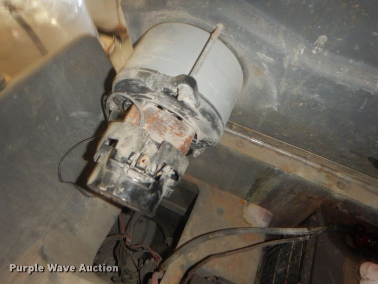 image for item FY9108 Nobles Speed Scrub 2701 floor scrubber