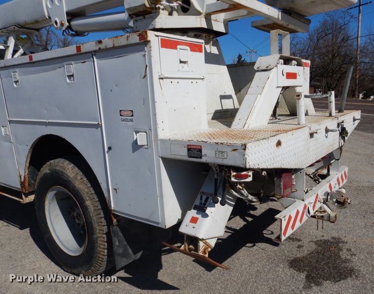 image for item GB9789 1990 Ford F800 bucket truck