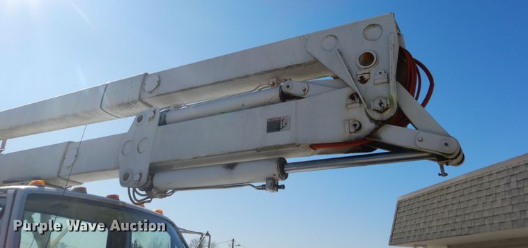 image for item GB9789 1990 Ford F800 bucket truck