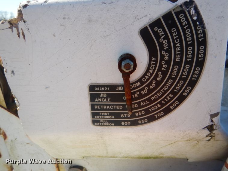 image for item GB9789 1990 Ford F800 bucket truck