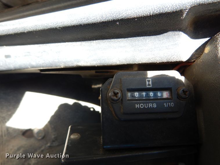 image for item GB9789 1990 Ford F800 bucket truck