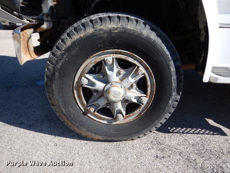 image for item GB9789 1990 Ford F800 bucket truck