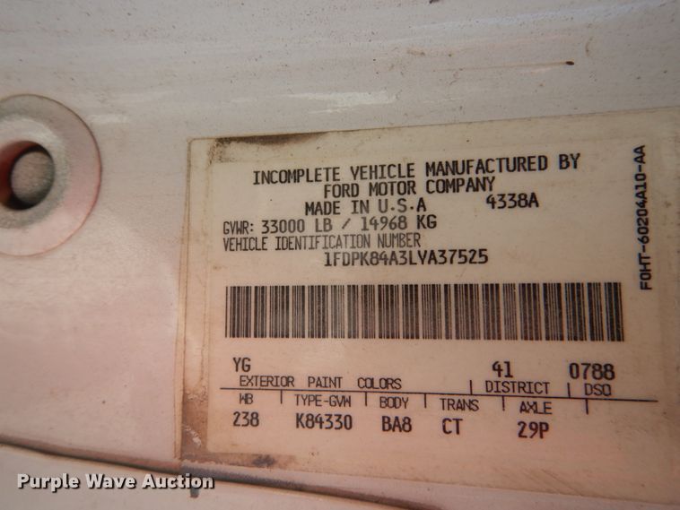 image for item GB9789 1990 Ford F800 bucket truck