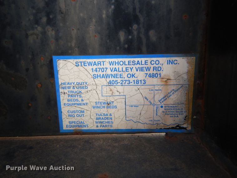 image for item GB9790 1999 GMC C6500 chip bed truck