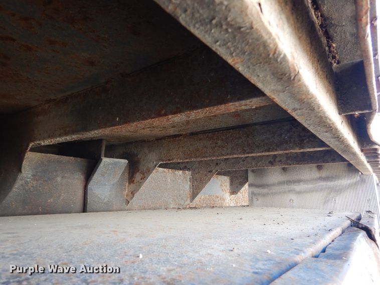 image for item GB9795 1990 Ford L9000 flat dump bed truck