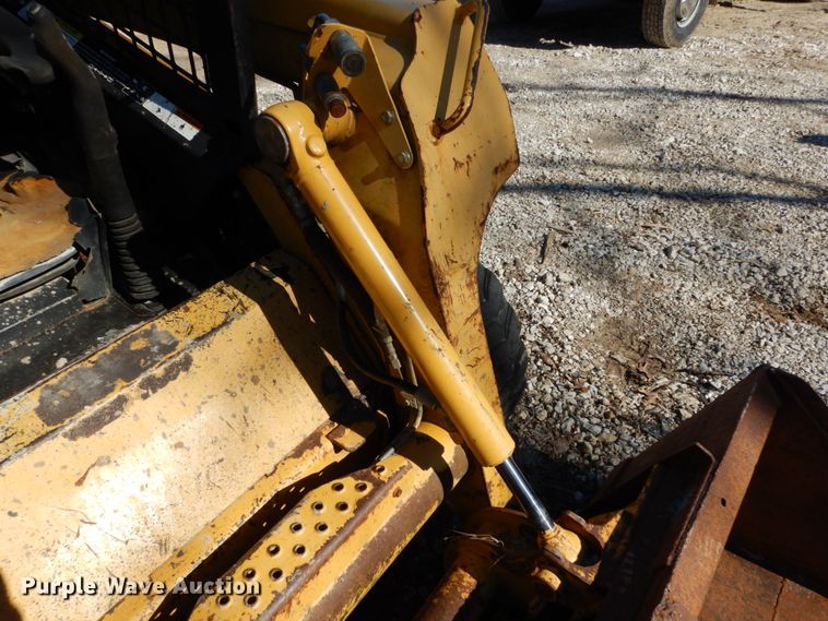 image for item GB9796 2002 John Deere 240  skid steer loader