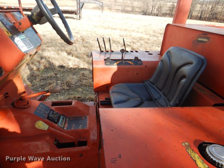 image for item GD9186 1994 Ditch Witch 5110 trencher