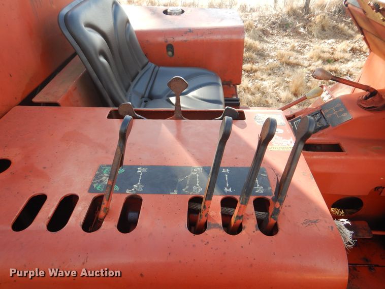 image for item GD9186 1994 Ditch Witch 5110 trencher