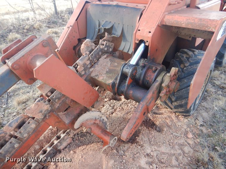 image for item GD9186 1994 Ditch Witch 5110 trencher