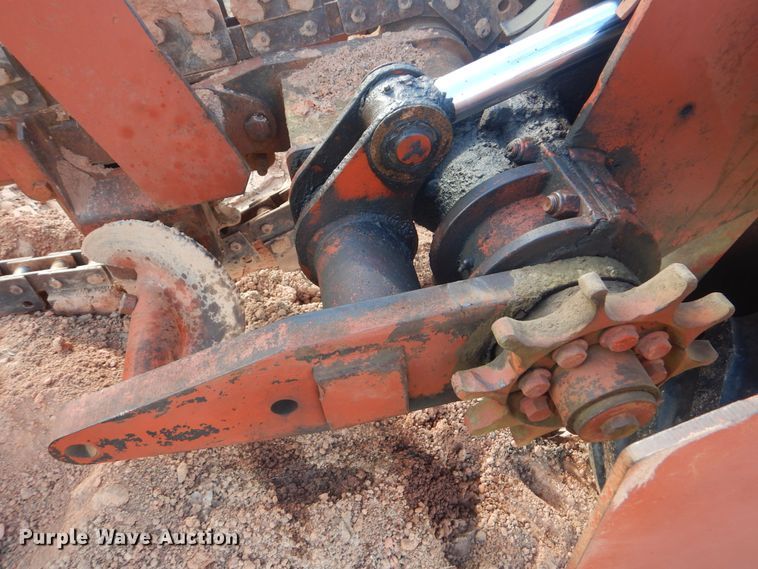 image for item GD9186 1994 Ditch Witch 5110 trencher