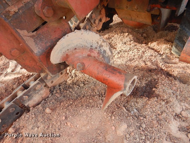 image for item GD9186 1994 Ditch Witch 5110 trencher