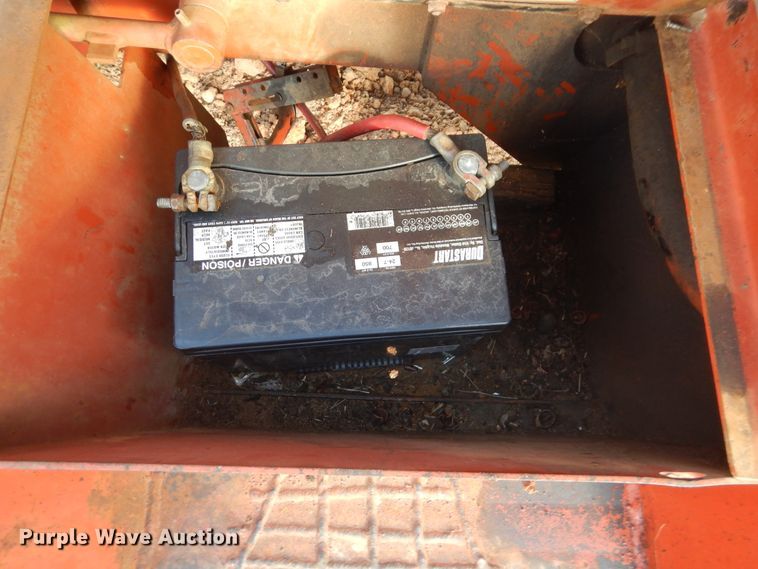 image for item GD9186 1994 Ditch Witch 5110 trencher