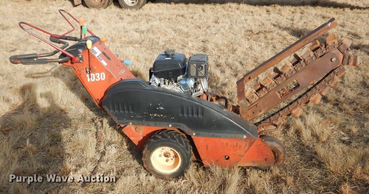 image for item GD9187 Ditch Witch 1030 trencher