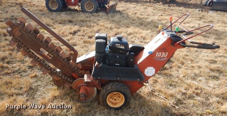 image for item GD9187 Ditch Witch 1030 trencher