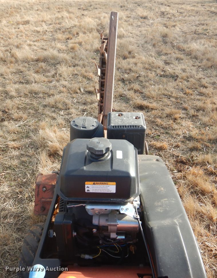 image for item GD9187 Ditch Witch 1030 trencher