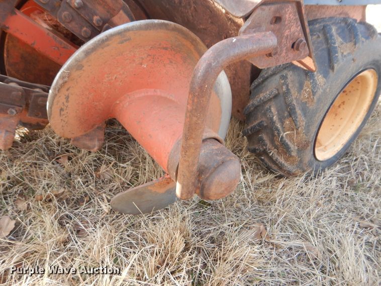 image for item GD9187 Ditch Witch 1030 trencher