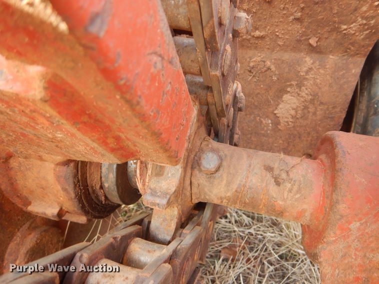 image for item GD9187 Ditch Witch 1030 trencher