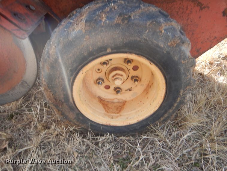 image for item GD9187 Ditch Witch 1030 trencher