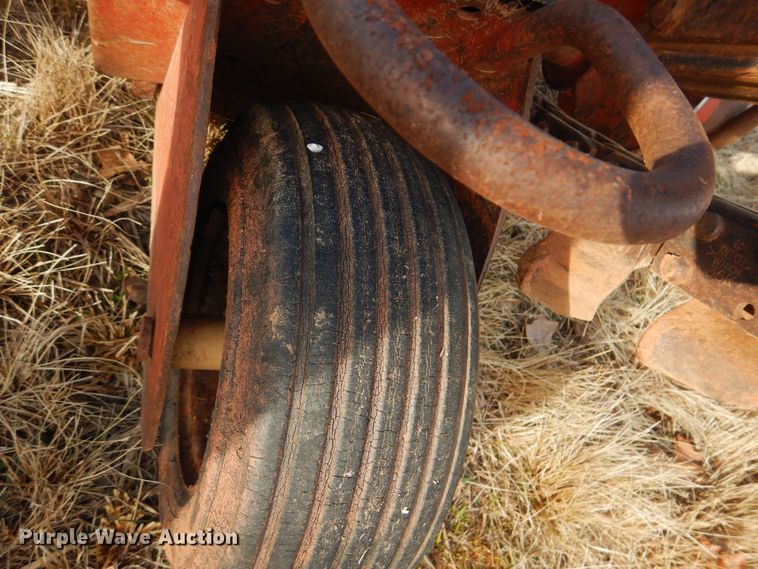 image for item GD9187 Ditch Witch 1030 trencher