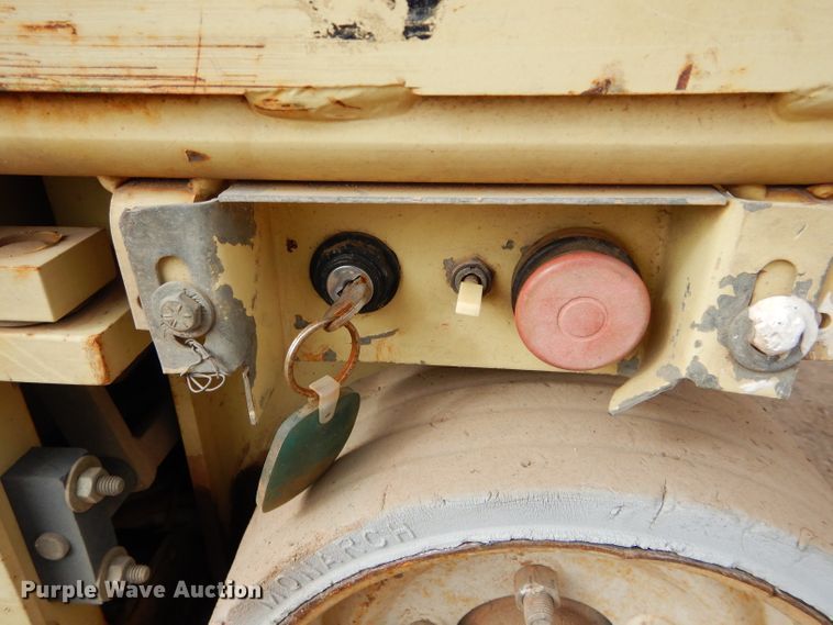 image for item GE9242 JLG 1932EC scissor lift