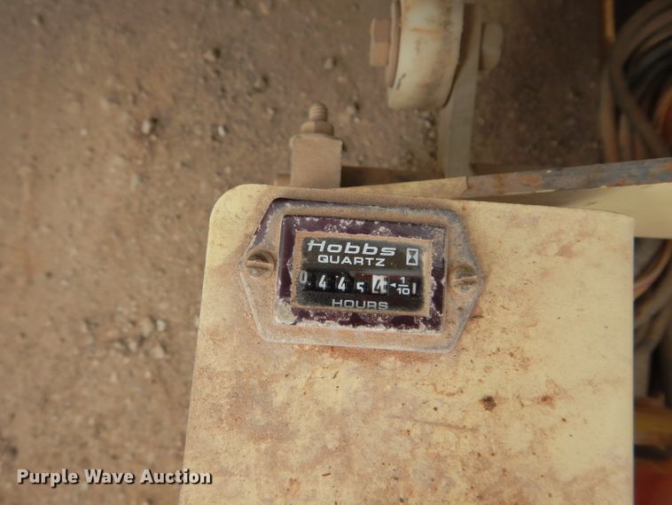 image for item GE9242 JLG 1932EC scissor lift