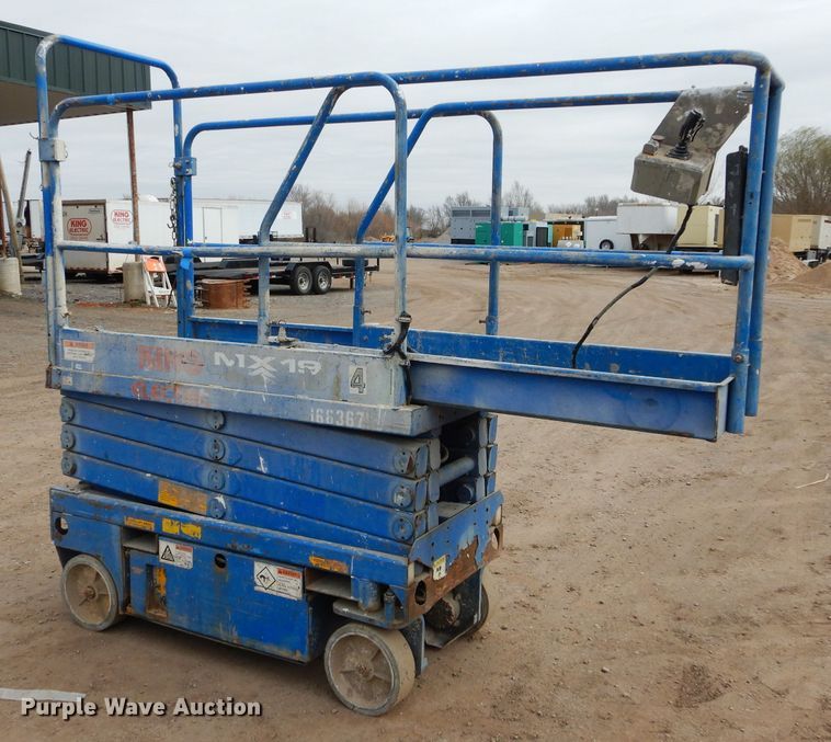 image for item GE9244 Up Right MX19 scissor lift